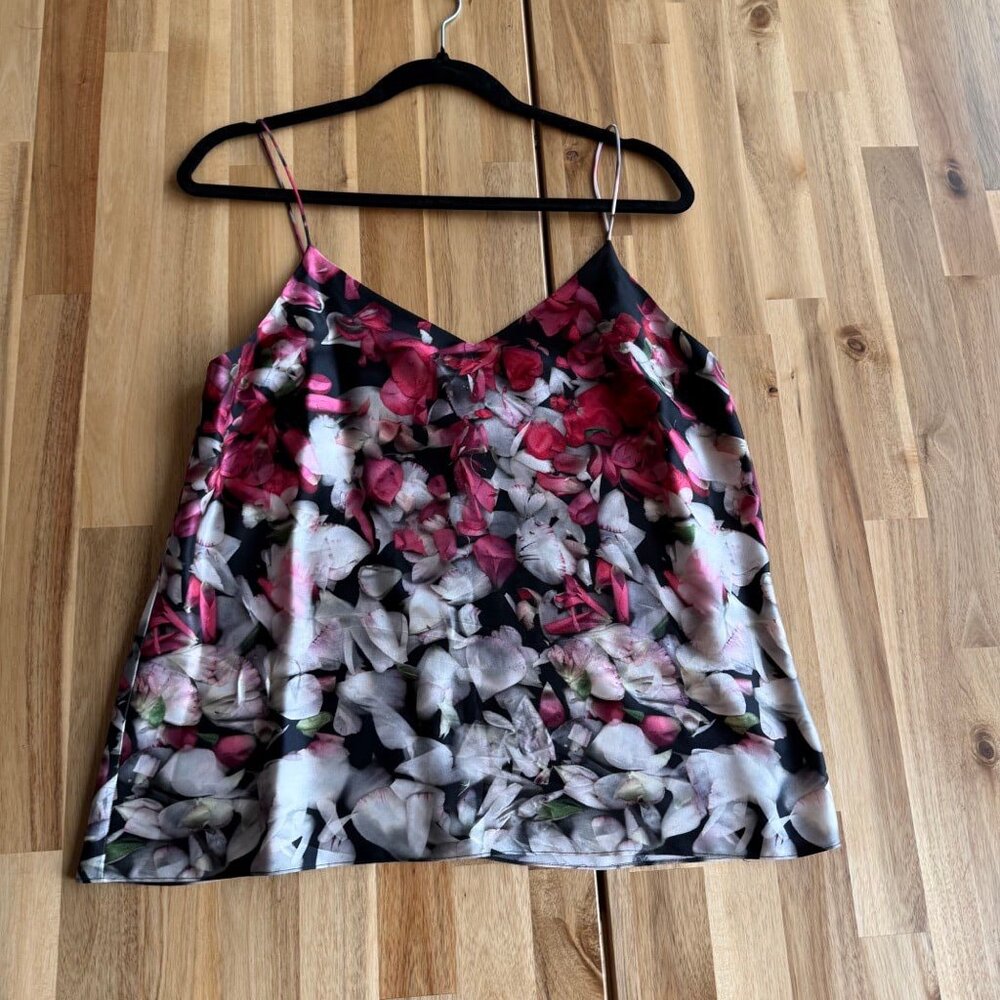 *SHOP CLOSING 4/26* Amanda Uprichard Floral Top